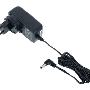 Line 6 ALIMENTADOR DC DL4